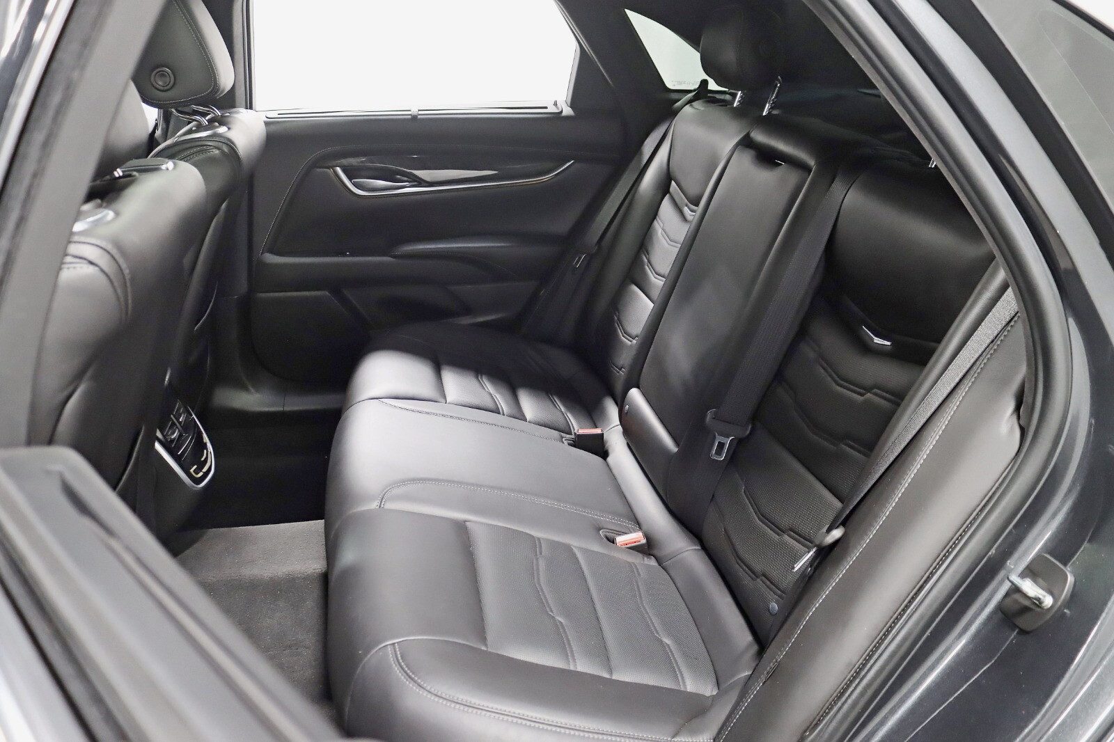 Cadillac XTS rear seats in black leather